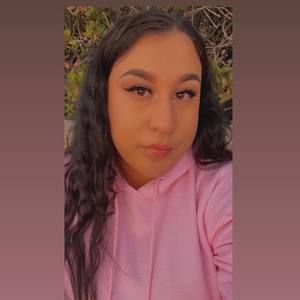 Meet your Posher, Karina